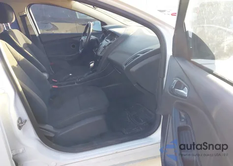 2015 Ford Focus Se z USA, uszkodzony, nr VIN 1FADP3F24FL210122